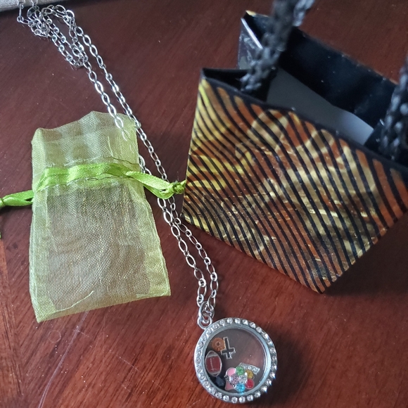 Floating Charm Necklace with 5 Charms - Picture 2 of 4